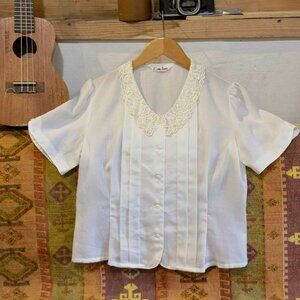 Vintage White Lace Collar Blouse Pleated Button Down Cottagecore Top